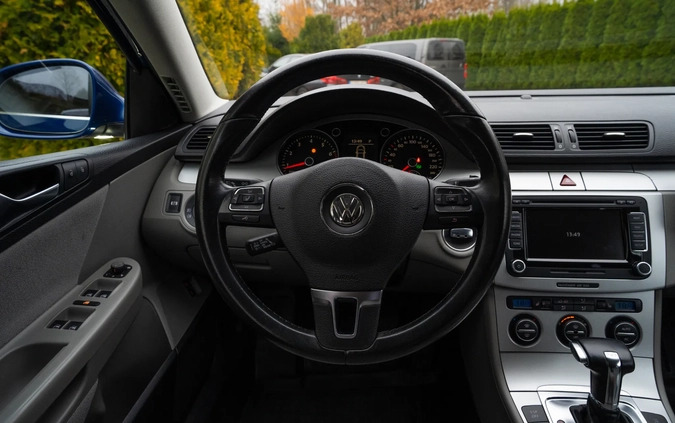 Volkswagen Passat cena 18450 przebieg: 255000, rok produkcji 2009 z Piaseczno małe 121